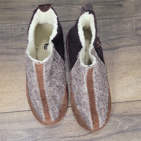 Acorn Women's Forest Bootie Slipper - Picture 5 of 7